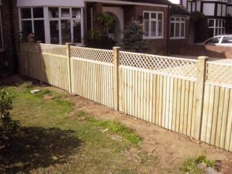 muddy boots landscaping Fencing